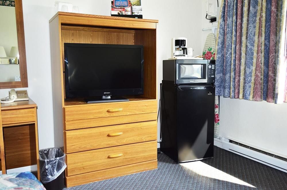 Huntingdon Motor Inn Buitenkant foto