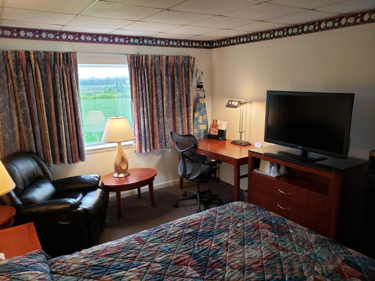 Huntingdon Motor Inn Buitenkant foto